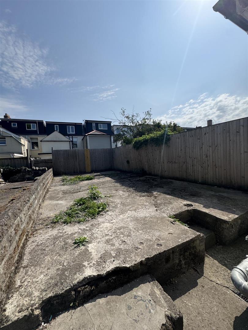 Salibsury Road, Cardiff